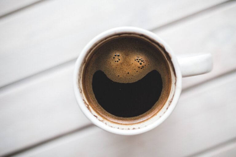 zatul de cafea in gradina